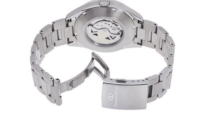 Meeste käekell Orient Star RE-AU0404N00B - Premiumkellad