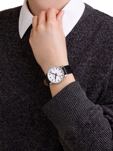 Naiste käekell Mondaine evo2 MSE.35610.LBV