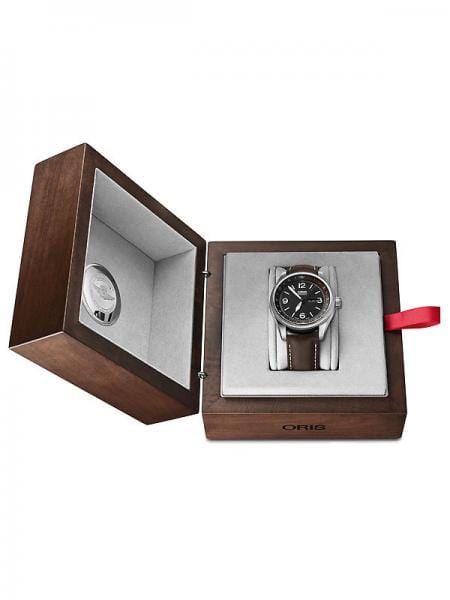 Meeste käekell Oris Crown Royal Flying Doctor Service Limited Edition II 0173577284084-Set LS - Premiumkellad